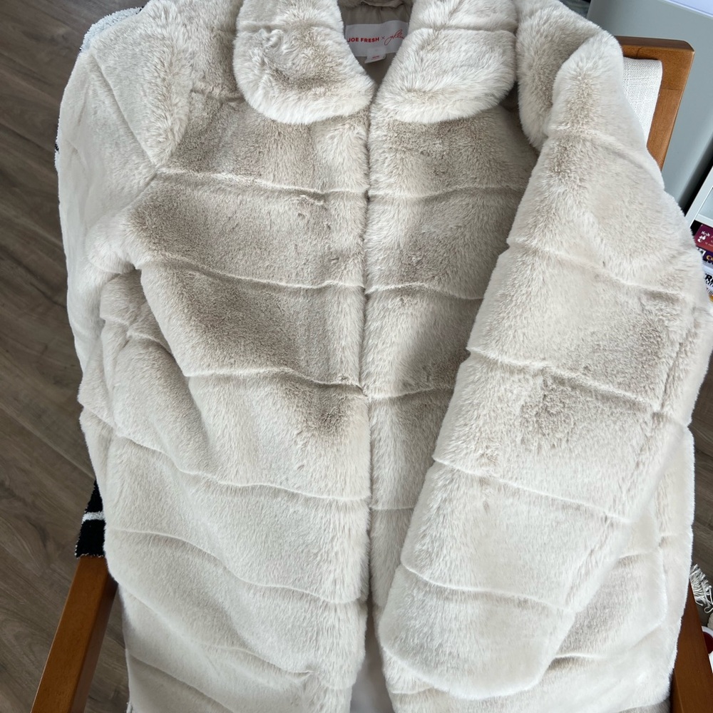 Jillian Harris X JoeFresh Cream Plush Faux-Fur Jacket